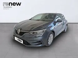 Gris titanium Usado 2022 Renault Mégane IV Intens Berlina | 29.990 €