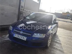 Azul Usado 2007 Fiat Stilo Feel Berlina | 4900 € (Caro)