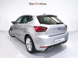 Gris plata Usado 2024 Seat Ibiza FR | 18.390 € (Precio justo)