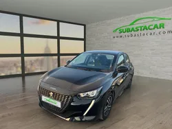 Negro metalizado Usado 2023 Peugeot 208 Active Utilitario | 14.450 € (Precio justo)