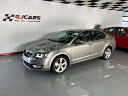 Gris Usado 2016 Skoda Octavia GreenLine Utilitario | 8900 € (Precio justo)