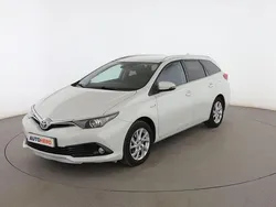 Blanco Usado 2017 Toyota Auris Touring Sports Active Familiar | 15.499 € (Un poco caro)