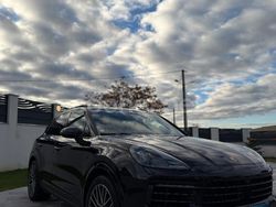 Negro Usado 2022 Porsche Cayenne Platinum Edition SUV | 75.000 €