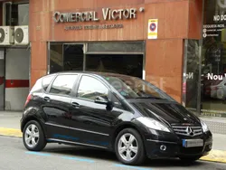 Negro Usado 2012 Mercedes A160 Avantgarde Monovolumen | 8900 €