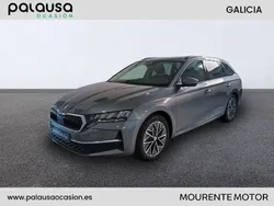 Gris Usado 2024 Skoda Octavia Selection Familiar | 28.400 € (Buen precio)