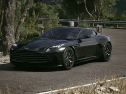 Jet black Nuevo 2025 Aston Martin DB12 Coupe | 312.500 €