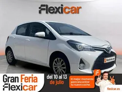 Blanco Usado 2017 Toyota Yaris Active Berlina | 9990 € (Precio justo)