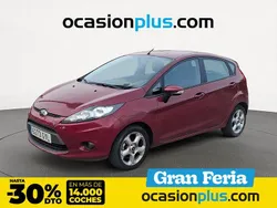 Rojo Usado 2010 Ford Fiesta Trend Utilitario | 6470 € (Precio justo)