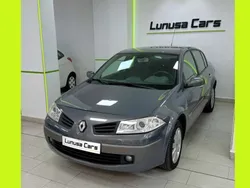 Gris Usado 2007 Renault Mégane GrandTour Dynamique Familiar | 4990 € (Un poco caro)