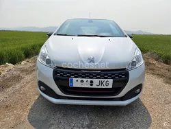 Blanco Usado 2015 Peugeot 208 GTi by Peugeot Sport Utilitario | 13.500 € (Caro)