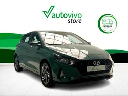 Verde Usado 2024 Hyundai i20 Berlina | 17.900 € (Precio justo)