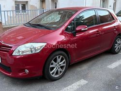 Granate Usado 2012 Toyota Auris Active Berlina | 9000 € (Un poco caro)