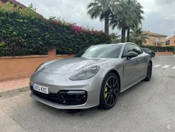 Gris / plata Usado 2019 Porsche Panamera 4 Berlina | 80.000 €