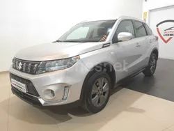 Gris / plata Usado 2023 Suzuki Vitara SUV | 20.000 € (Precio justo)