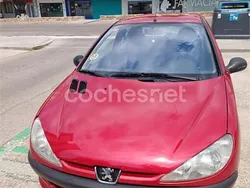 Rojo Usado 2002 Peugeot 206 Berlina | 1675 € (Precio justo)