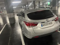 Gris / plata Usado 2013 Hyundai i40 Familiar | 7300 € (Un poco caro)