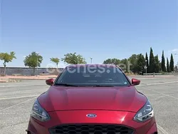 Granate Usado 2020 Ford Focus ST-Line Berlina | 15.500 € (Precio justo)