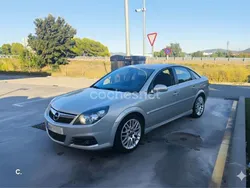 Gris / plata Usado 2006 Opel Vectra GTS Berlina | 4500 €