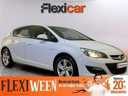 Blanco Usado 2015 Opel Astra Selective Berlina | 10.490 € (Precio justo)