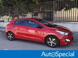 Rojo Usado 2013 Hyundai i30 Base Berlina | 8290 € (Precio justo)