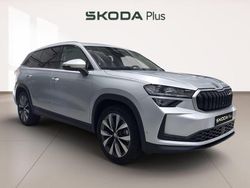 Gris Usado 2025 Skoda Kodiaq SUV | 41.900 €