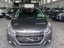 Beige Usado 2018 Peugeot 208 S Utilitario | 8990 € (Precio justo)