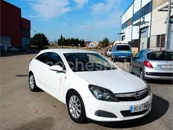 Blanco Usado 2007 Opel Astra GTC Enjoy Berlina | 3200 € (Precio justo)