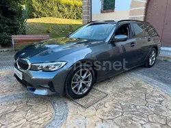 Gris / plata Usado 2021 BMW 320 Familiar | 27.999 € (Buen precio)