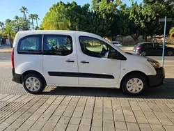 Blanco Usado 2017 Peugeot Partner Tepee Access Monovolumen | 8500 € (Precio justo)