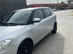 Gris / plata Usado 2014 Skoda Fabia Sport Berlina | 6300 € (Caro)
