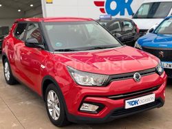 Rojo Usado 2018 Ssangyong (KGM) Tivoli Limited SUV | 11.900 € (Caro)