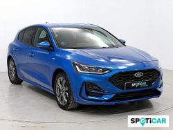 Azul Usado 2023 Ford Focus ST-Line Berlina | 19.500 € (Precio justo)