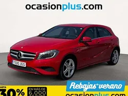 Rojo Usado 2015 Mercedes A180 Urban Utilitario | 15.990 € (Precio justo)