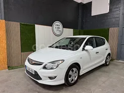 Blanco Usado 2011 Hyundai i30 Classic Berlina | 4500 € (Buen precio)
