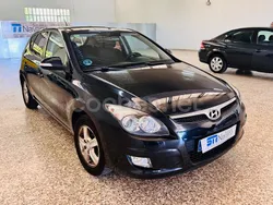 Negro Usado 2009 Hyundai i30 Classic Berlina | 7200 € (Un poco caro)
