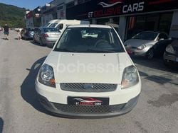Blanco Usado 2007 Ford Fiesta Ambiente Utilitario | 2490 € (Precio justo)