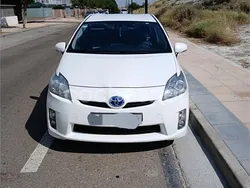 Blanco Usado 2011 Toyota Prius Executive Utilitario | 7000 € (Precio justo)