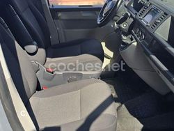 Gris / plata Usado 2017 VW Caravelle Trendline Monovolumen | 27.900 € (Buen precio)
