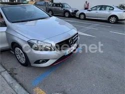Gris / plata Usado 2013 Mercedes A180 Style Berlina | 12.900 € (Precio justo)