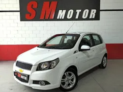 Blanco Usado 2011 Chevrolet Aveo LT Berlina | 6990 € (Precio justo)