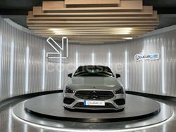 Gris / plata Usado 2022 Mercedes CLA200 Berlina | 40.900 € (Caro)