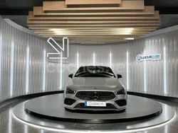 Gris / plata Usado 2022 Mercedes CLA200 Berlina | 41.500 € (Un poco caro)