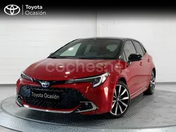 Rojo Nuevo 2025 Toyota Corolla Edition Berlina | 29.800 € (Un poco caro)