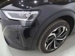 Negro Usado 2024 Audi Q8 e-tron S-Line SUV | 66.000 €