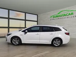 Blanco Usado 2021 Toyota Corolla Business Edition Familiar | 16.800 € (Buen precio)