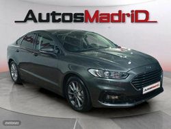 Gris / plata Usado 2021 Ford Mondeo Trend Berlina | 20.490 € (Un poco caro)