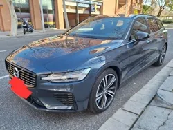 Azul Usado 2022 Volvo V60 Familiar | 57.900 €