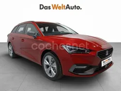Rojo Usado 2024 Seat Leon FR Familiar | 26.790 € (Precio justo)