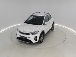 Blanco Usado 2021 Kia Stonic SUV | 15.199 € (Precio justo)