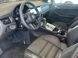 Blanco Usado 2016 Mercedes GLA180 AMG line SUV | 21.500 € (Un poco caro)